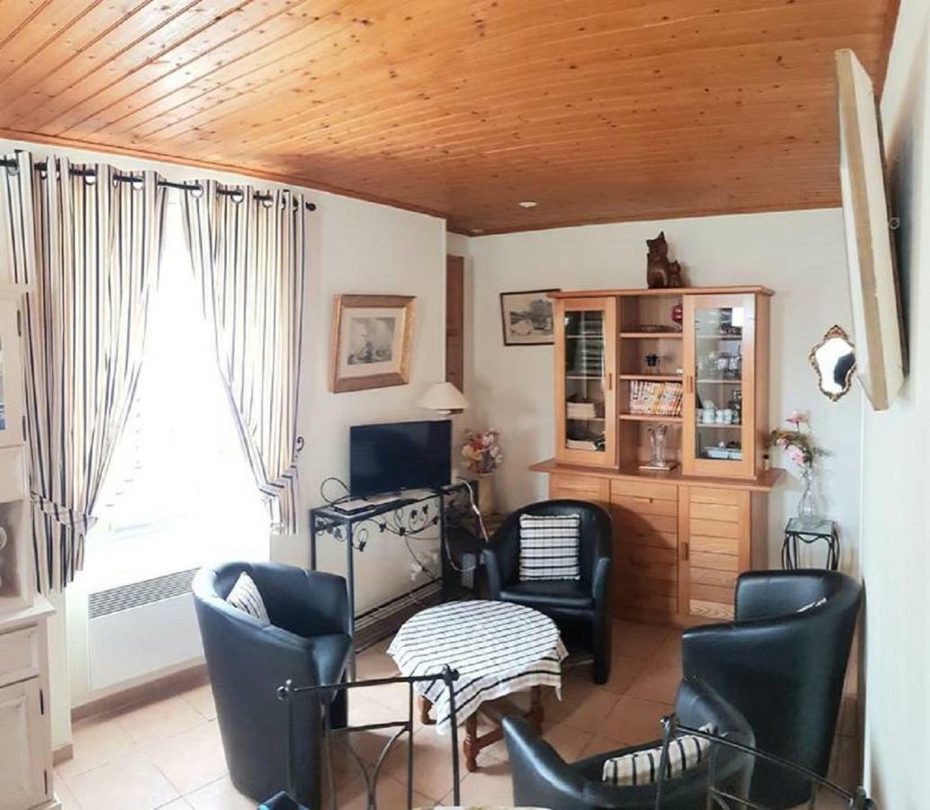 Maison Des Lys Jonzac Esterno foto